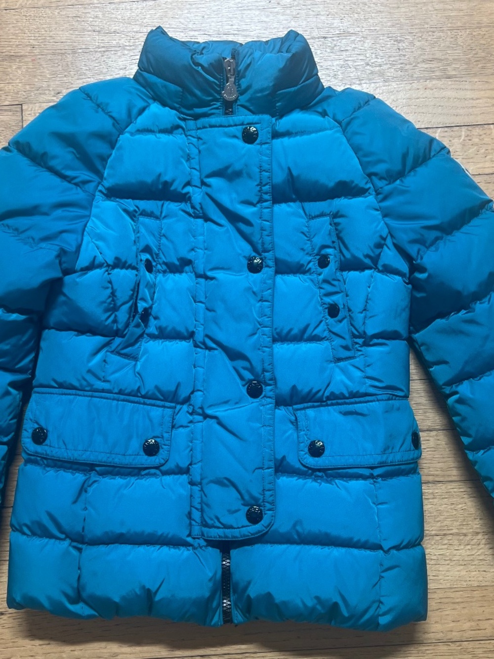 Moncler down jacket. Size: 8years